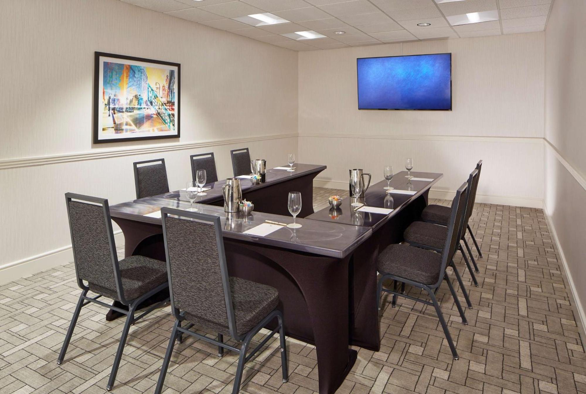 Hotel Doubletree By Hilton Atlanta Perimeter Dunwoody Exterior foto