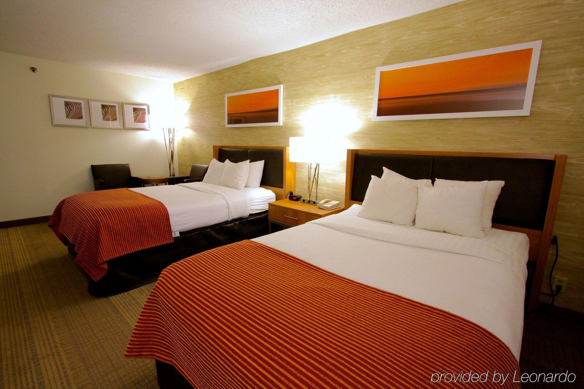 Hotel Doubletree By Hilton Atlanta Perimeter Dunwoody Exterior foto