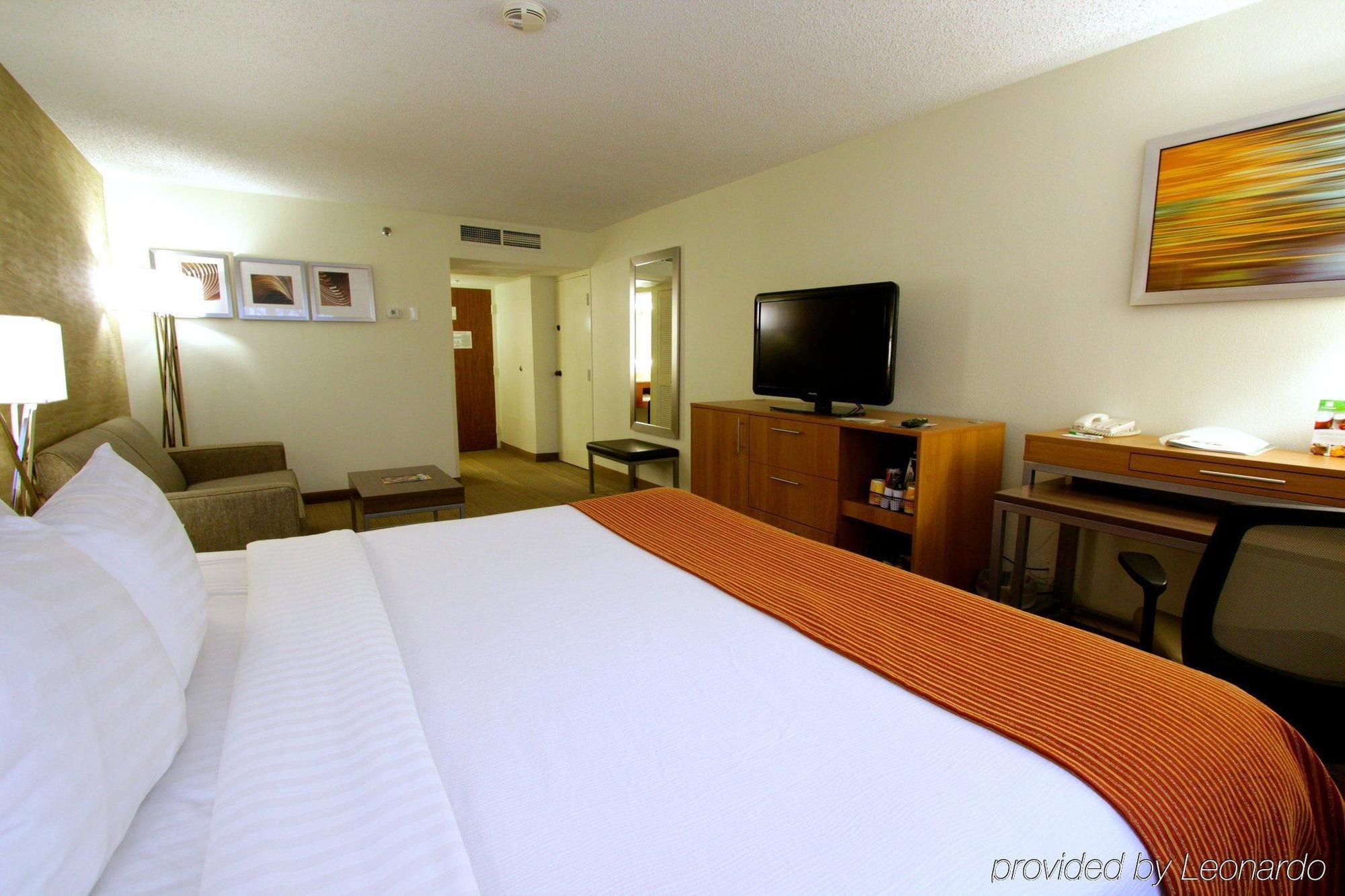 Hotel Doubletree By Hilton Atlanta Perimeter Dunwoody Exterior foto